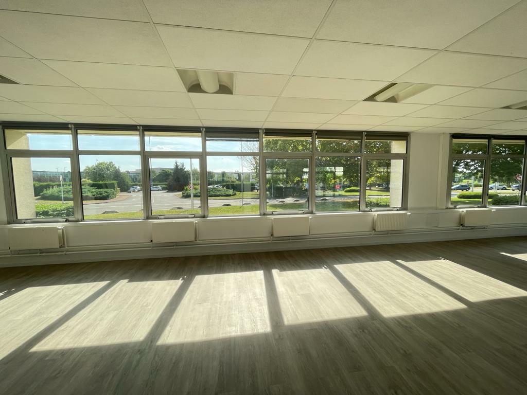 Bureau Roissy-en-France 2791m² Location bureau Roissy-en-France Val-d'Oise OLBUR2117848 5